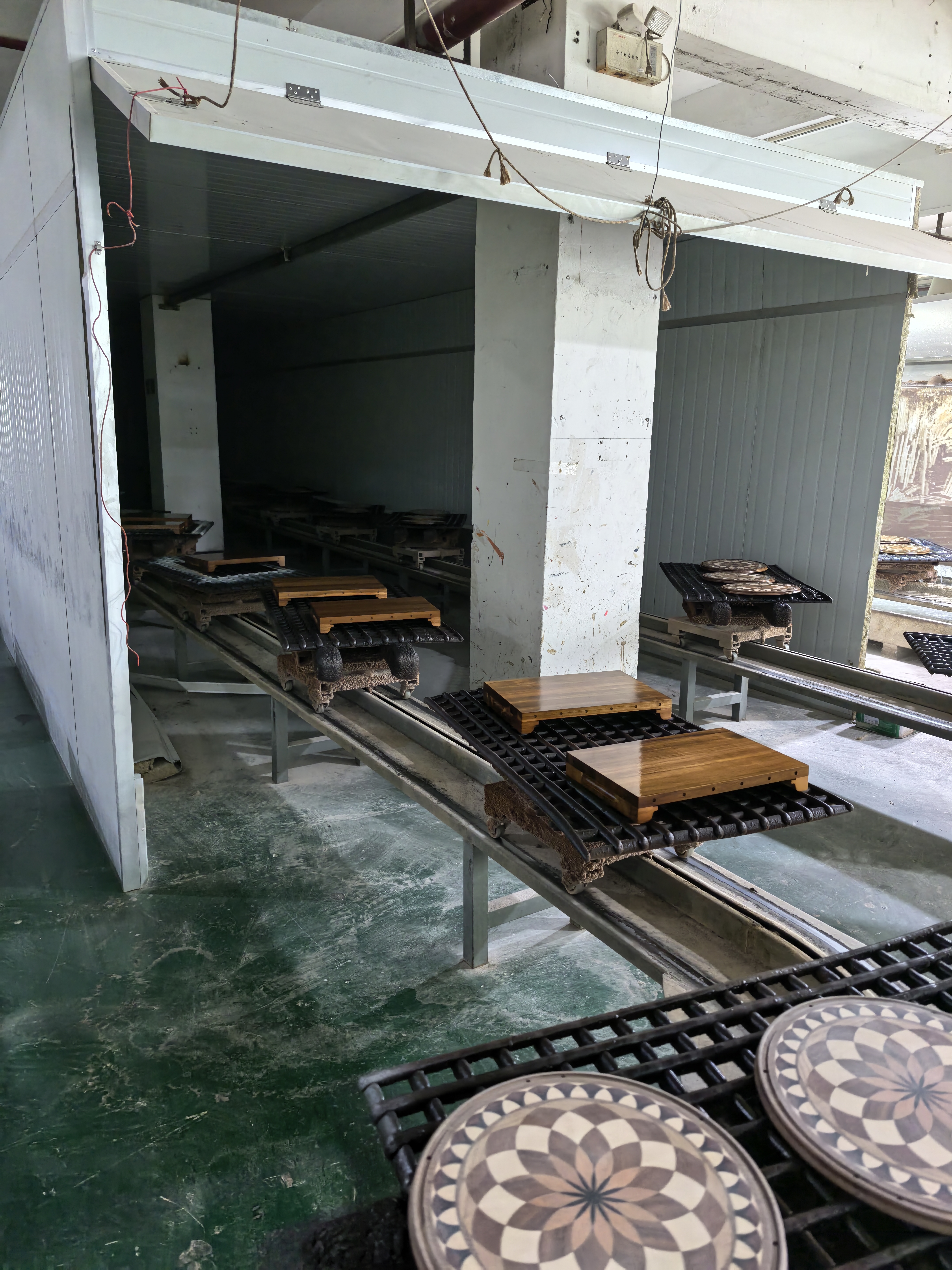 PrepTop board samples on factory production and drying tracks